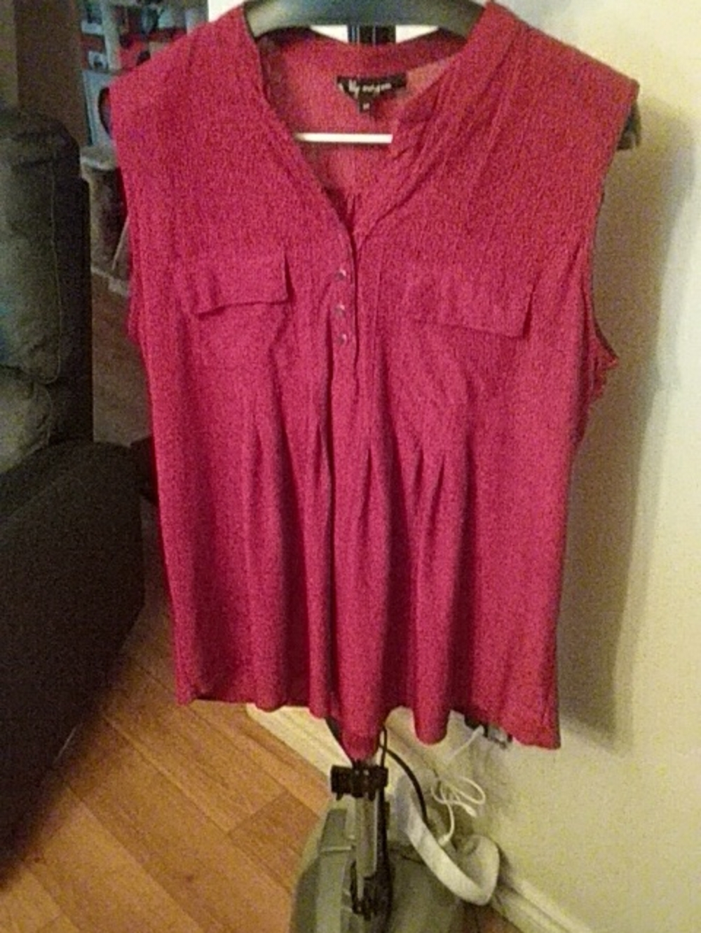Sleeveless Split-Neck Tunic Top in Berry Pink Lily Morgan 2X